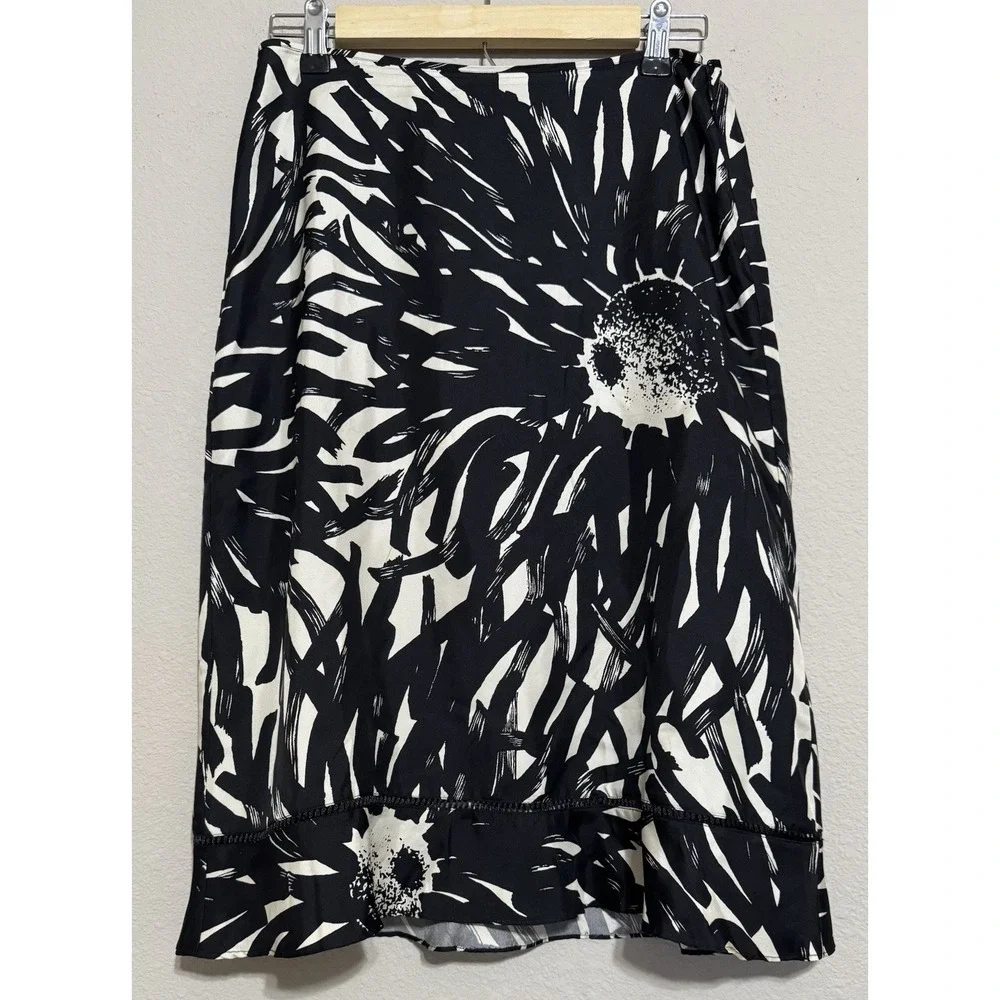 The Limited Silk Skirt Women's Size 4 Black & Cream‎ Floral Geometric Artsy